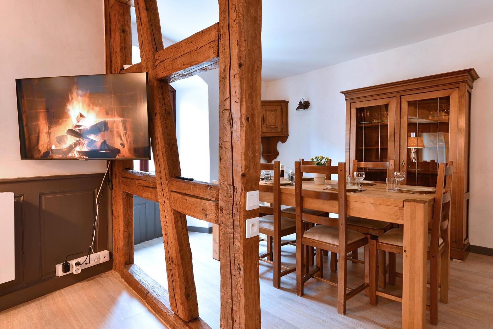 Gite Entre Vignes Et Vergers Maison Historique ゲーバーシュヴィア エクステリア 写真